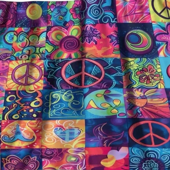 Hippie Peace Symbol Psychedelic Patterned Flannel Blanket NWT - Picture 3 of 4